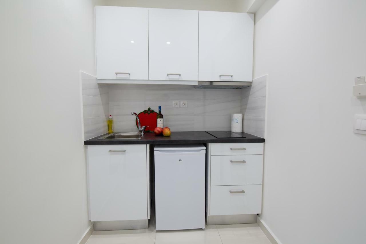 White Lux Apartment For 2 Vipgreece Athènes Extérieur photo