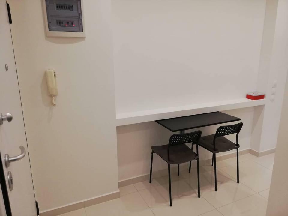 White Lux Apartment For 2 Vipgreece Athènes Extérieur photo